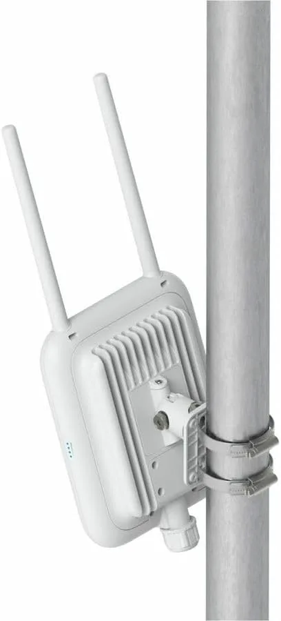 Ubiquiti U7 Pro Tri-Band Wireless Range Extender with IEEE 802.11n/ac/ax/be/v/r/k, 8.60 Gbit/s - Image 7