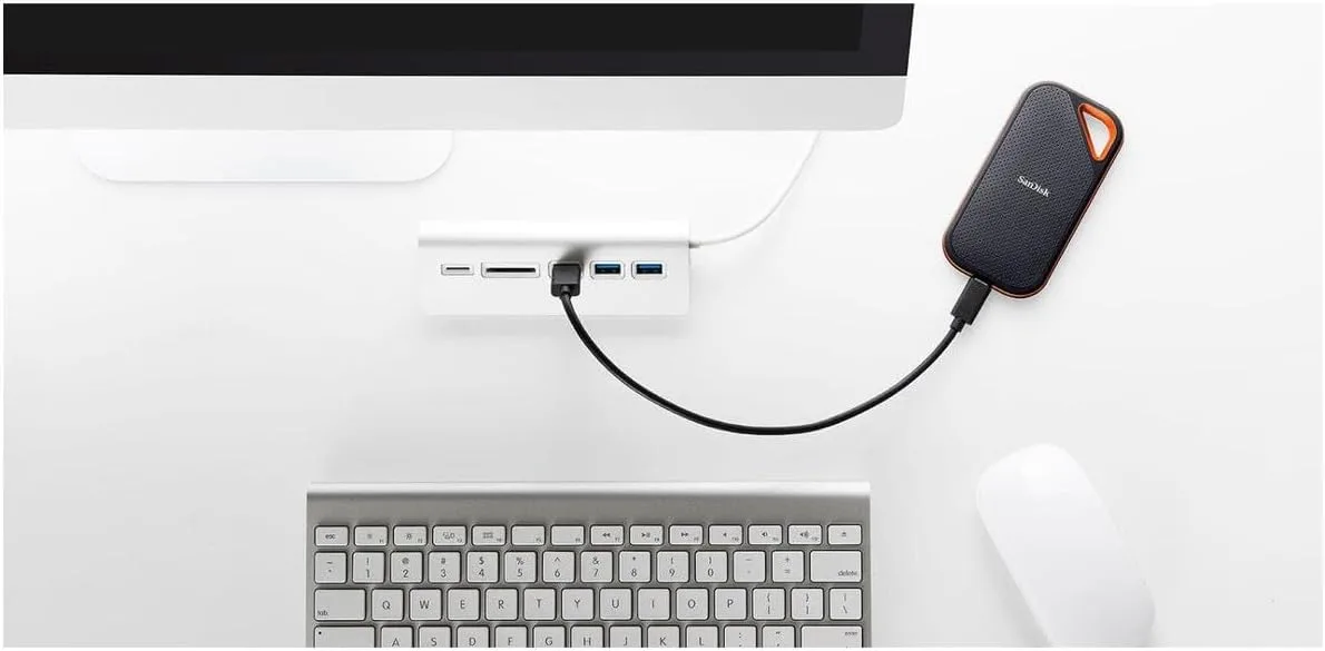 Sandisk Extreme Pro Portable SSD SDSSDE81-1T00-G25 - 1TB, Up to 2000MB/s, USB-C, USB 3.2 Gen 2x2 - Image 2