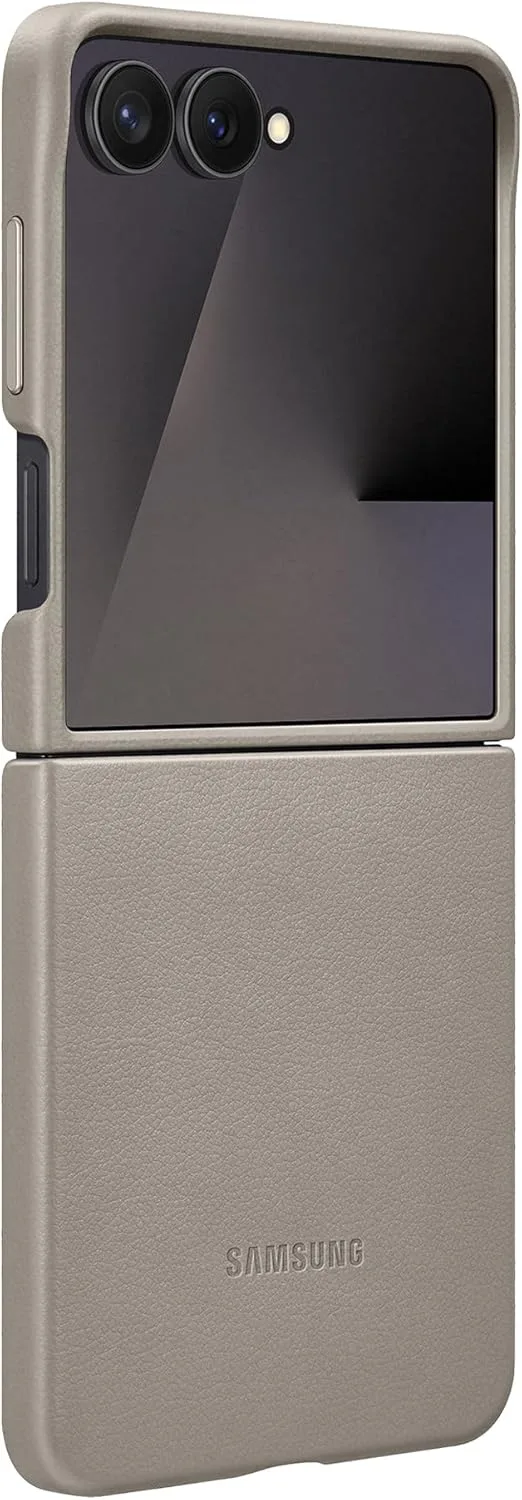 Samsung Galaxy Z Flip7 Clear Magnet Case - Image 11